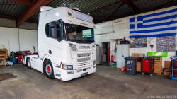 20260329-Tom-Holding-00294